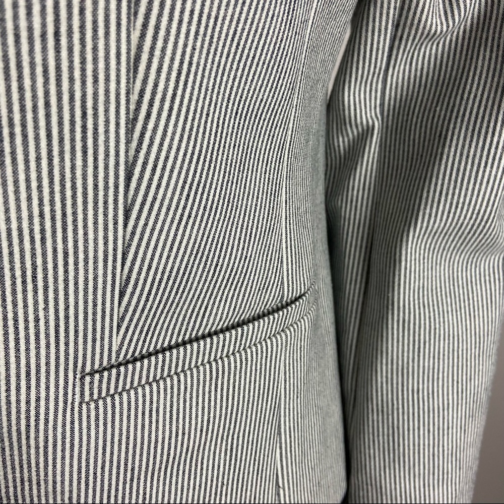 Banana Republic Black White Striped Blazer - Picture 5 of 7